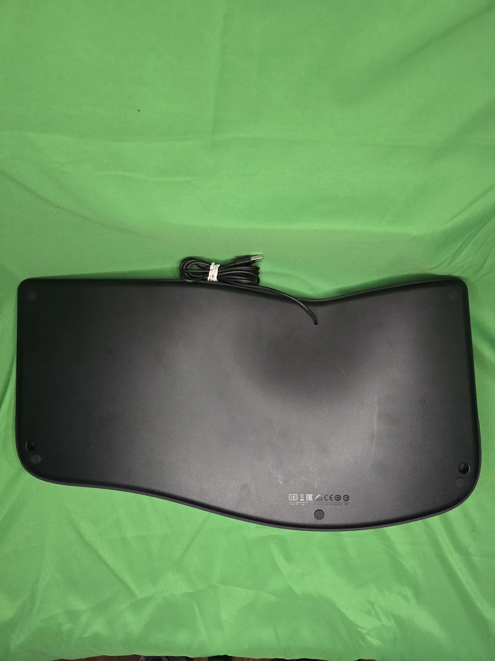 Microsoft 1878 Ergonomic Keyboard Wired USB Split Full Size Wrist Rest Black